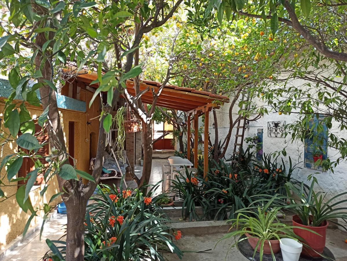 Aegina Town Traditional Lemon House Luaran gambar